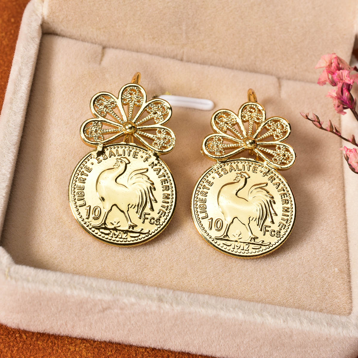 Brincos de Moeda Medalhão com  - Vintage Collectible Coins avaliação e preço
