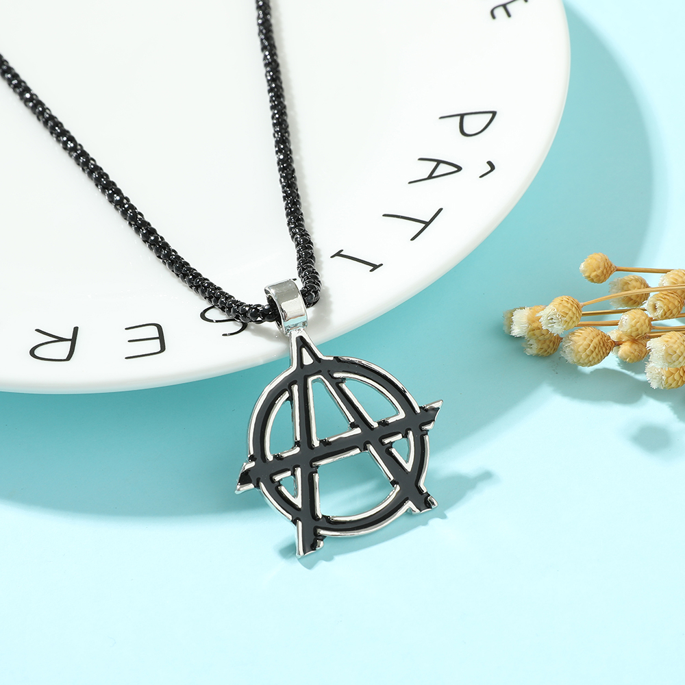 Colar com Símbolo do Letra A d - Vintage Jewelry Collection avaliação e preço