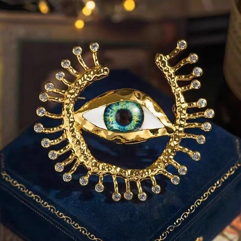 Crachás de mau olhado azul vin - Vintage Collectible Pins avaliação e preço